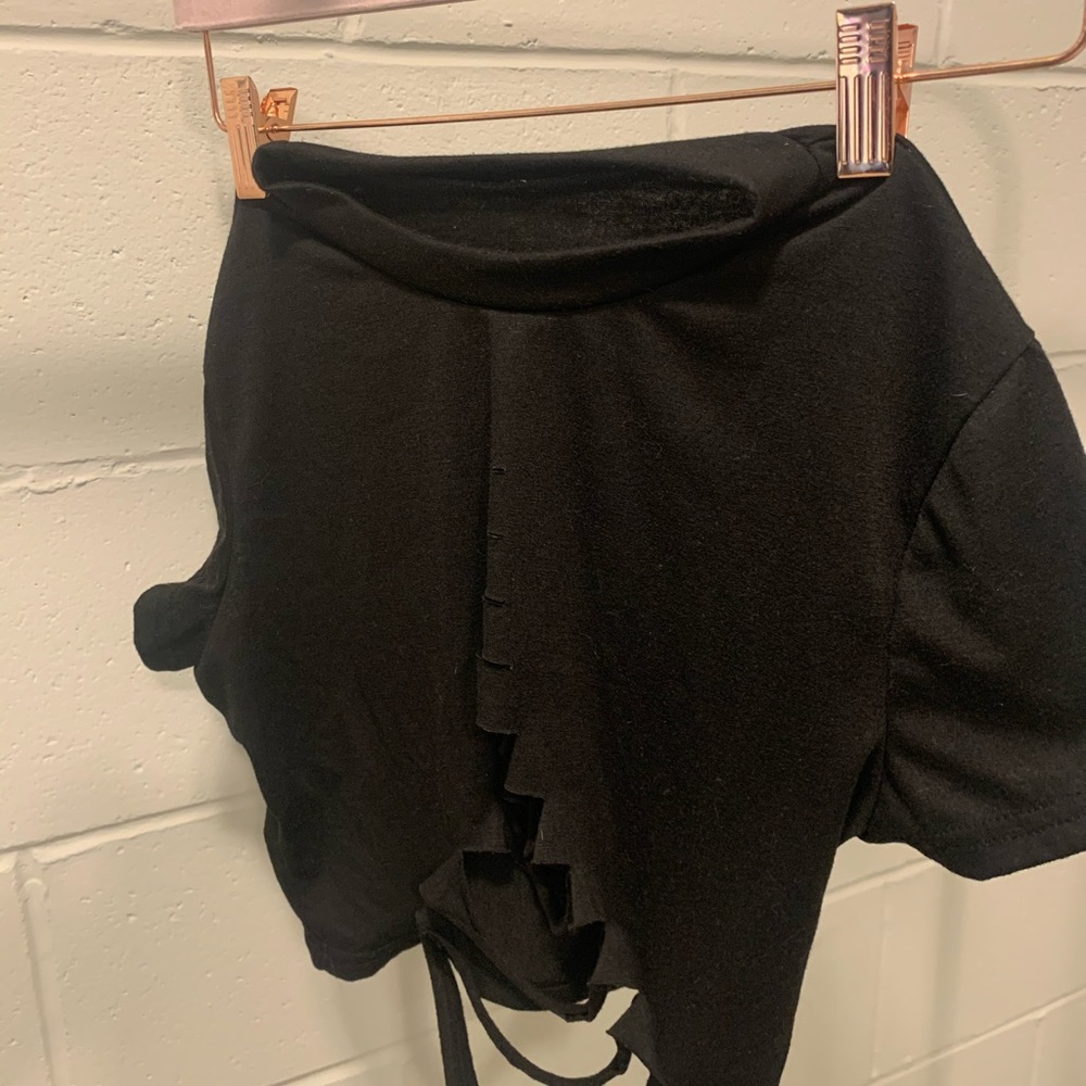 Cut black crop top
